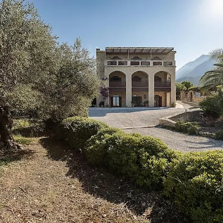 빌라 Aloni House - Spacious Secluded With Pool, Up To 10 Guests
